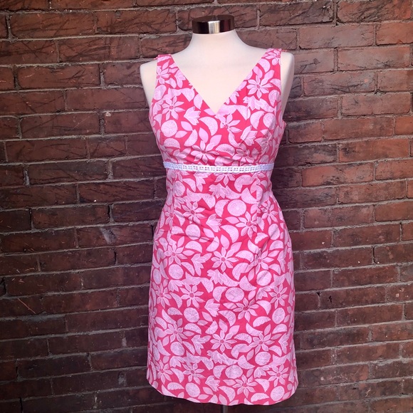 Lilly Pulitzer Dresses & Skirts - Lilly Pulitzer V-neck pink floral shift dress, 6
